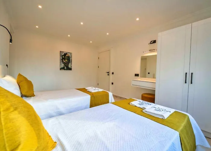 2 Bedroom Luxury With Private Pool In カルカン