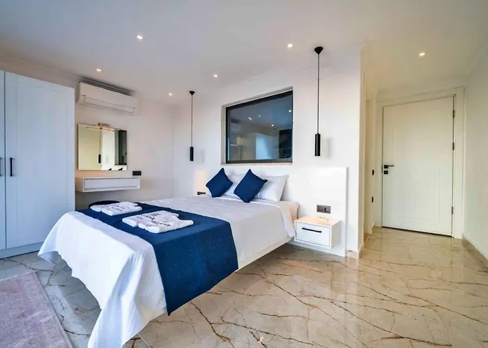 2 Bedroom Luxury With Private Pool In *