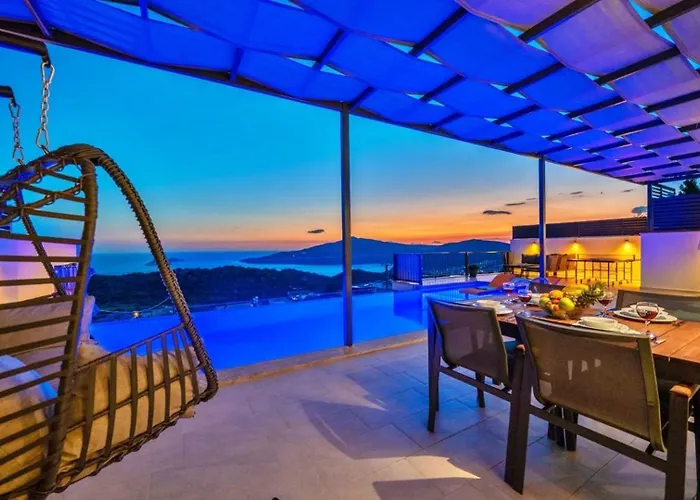 2 Bedroom Luxury With Private Pool In ヴィラ カルカン