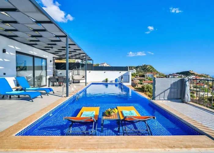 2 Bedroom Luxury With Private Pool In *