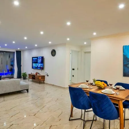 2 Bedroom Luxury With Private Pool In וילה